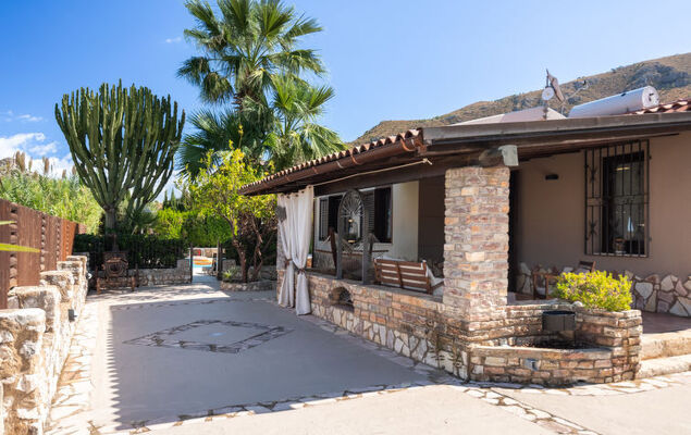 Nicole con Dependance - Photo 3